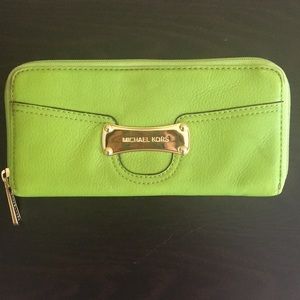 Michael Kors light green leather zip wallet